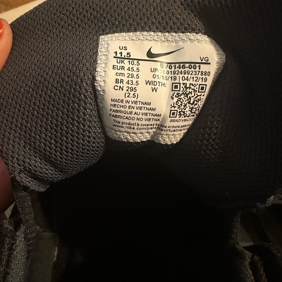 Nike Alpha cleats 11.5 Excellent condition black and white - Picture 5 of 12